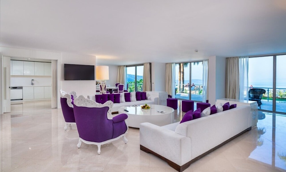 Hillstone Hotel and Spa Bodrum 25/50