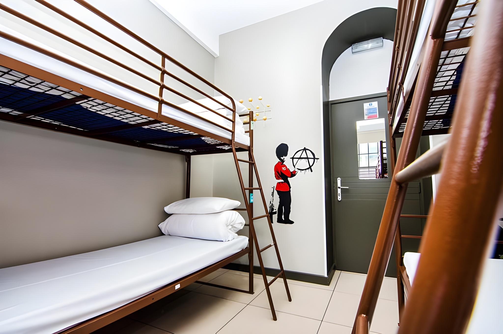 Twin Room with Shower