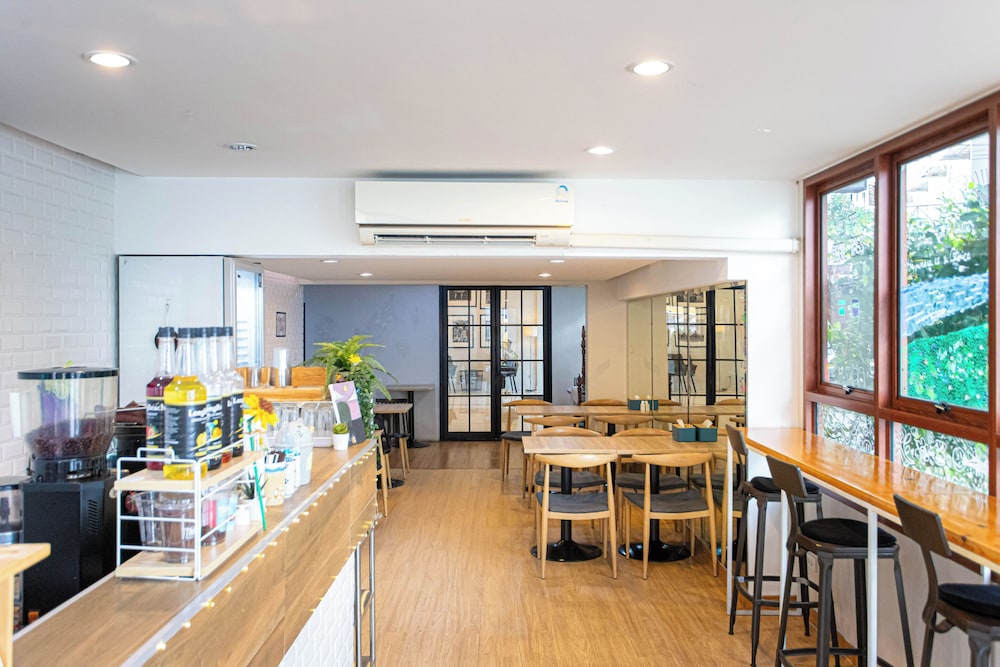 Sk Boutique Mahanakhon 44/50