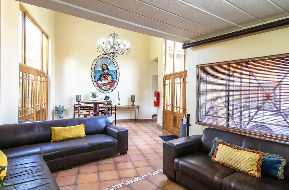 Sunward Park Guesthouse 26/50