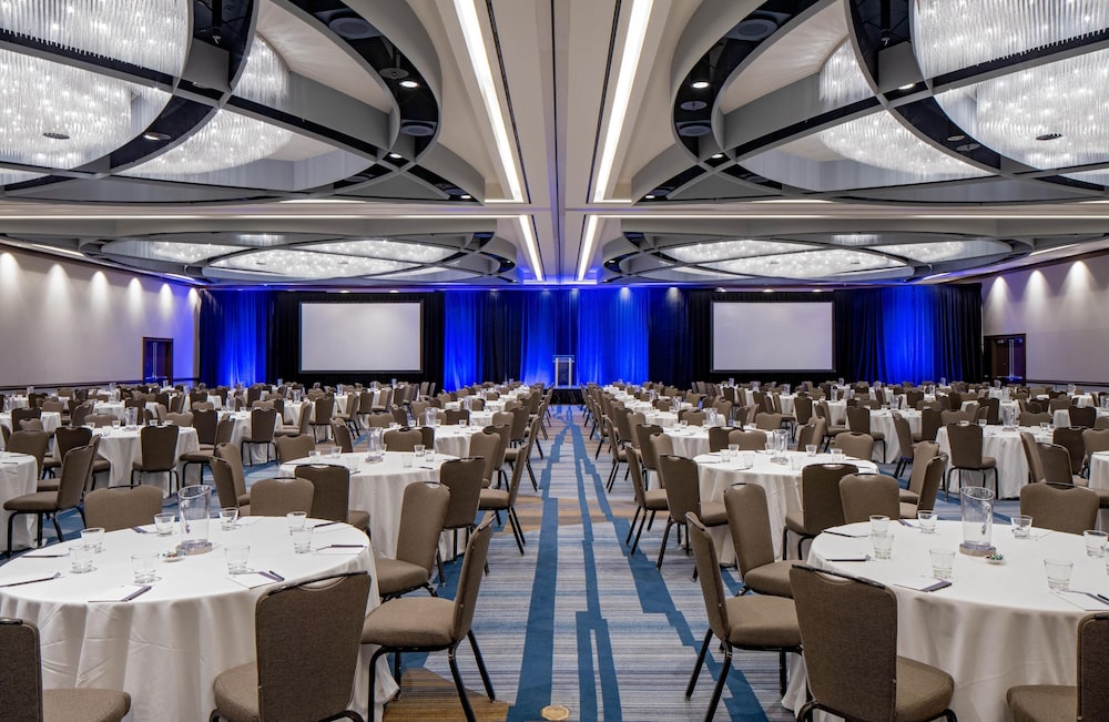 Hyatt Regency San Francisco 70/80