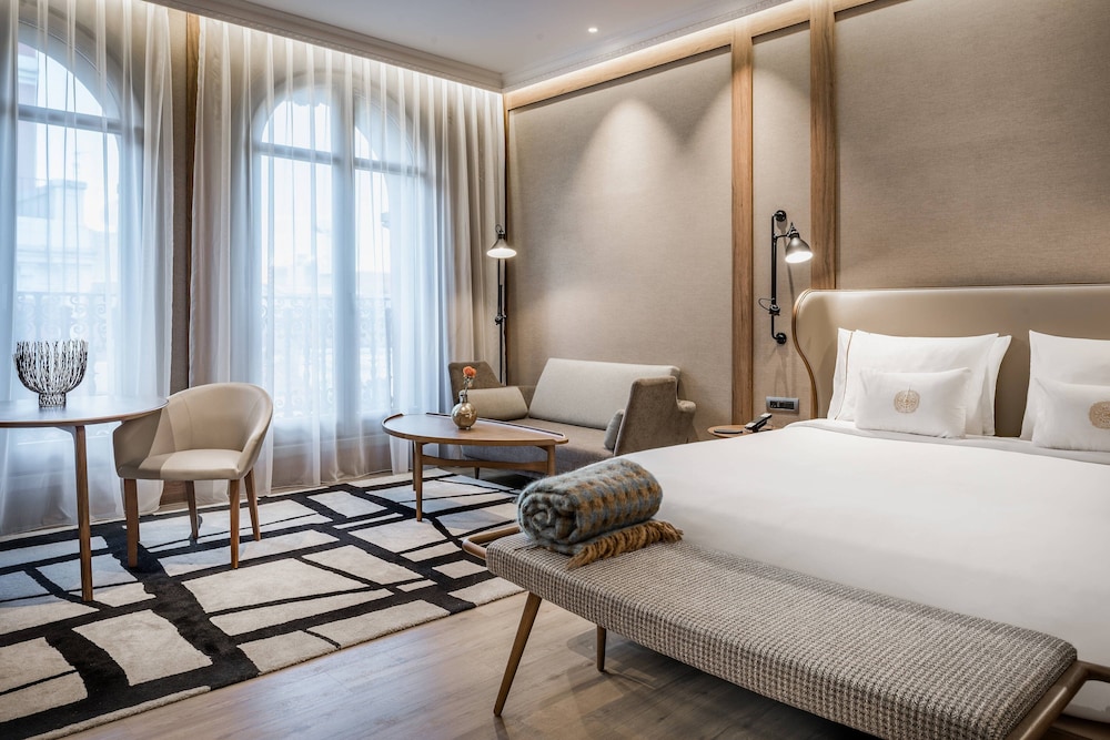 Circulo Gran Via Hotel Autograph Collection Adults Only 9/52