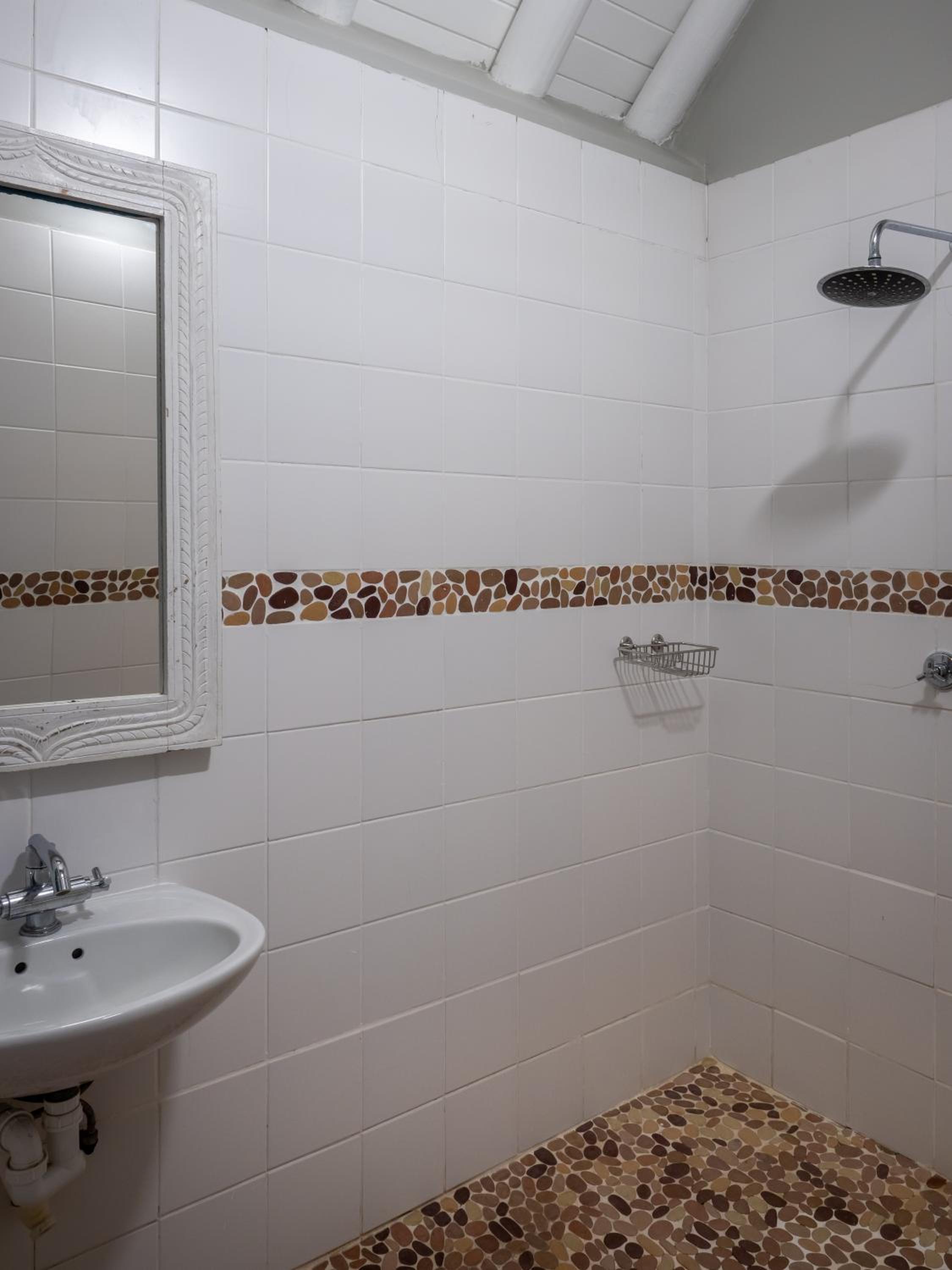 Beach Break Guest Houses and Villas 45/50
