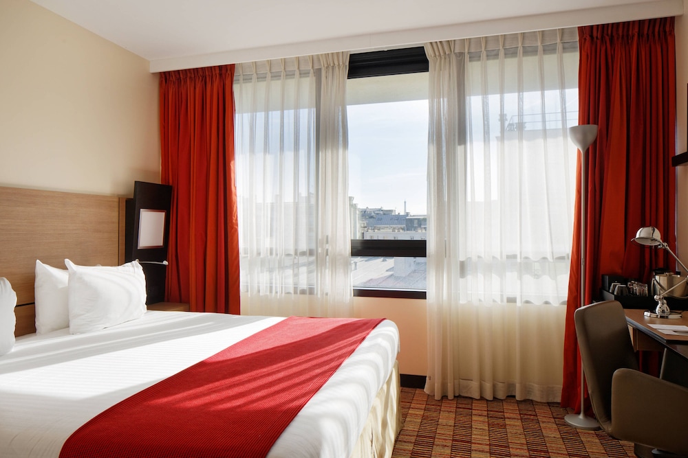Le Parchamp, Paris Boulogne, a Tribute Portfolio Hotel 11/66