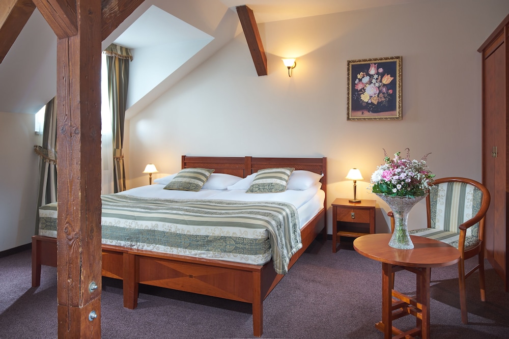 Standard, Double Bed, with Extra Bed
