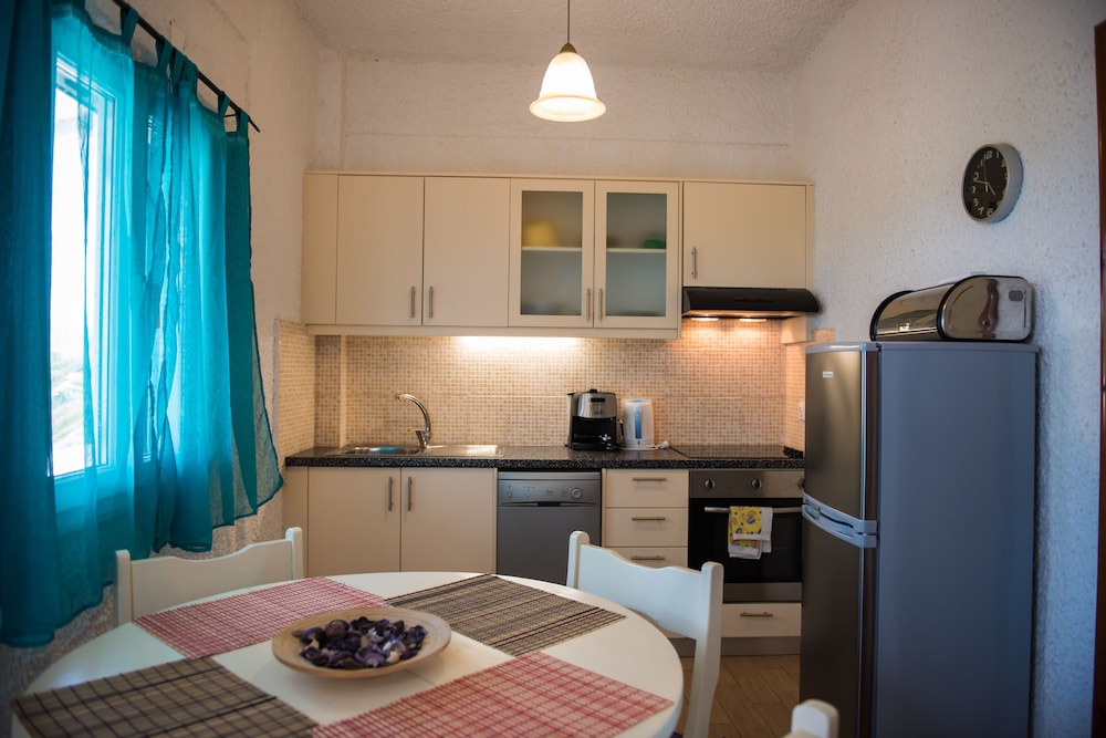 Elli Beach Apartments and Studios 27/50