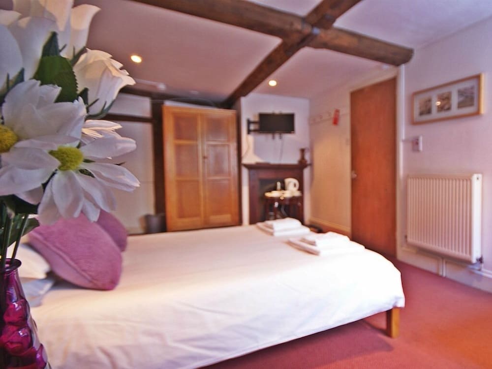 The Inn at Bromyard 9/15