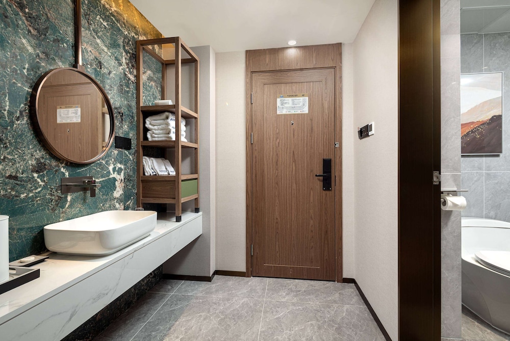 Days Inn by Wyndham Hainan Sanya Bay 33/33