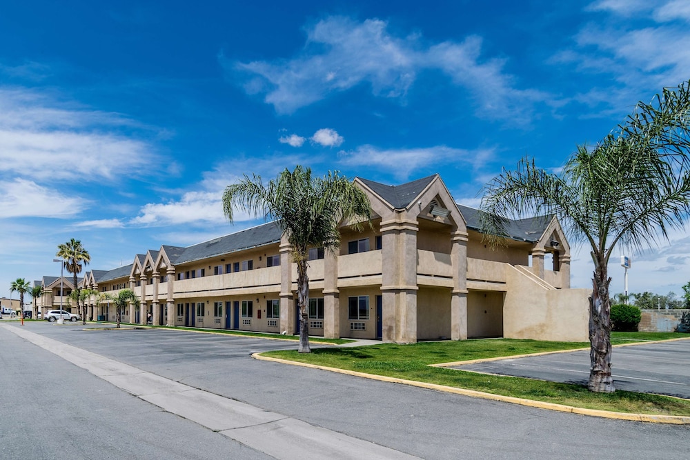 Motel6 Buttonwillow, CA - Central 39/50