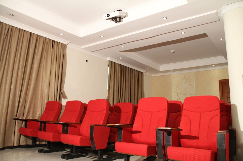 Emmad Furnished Hotel 36/50