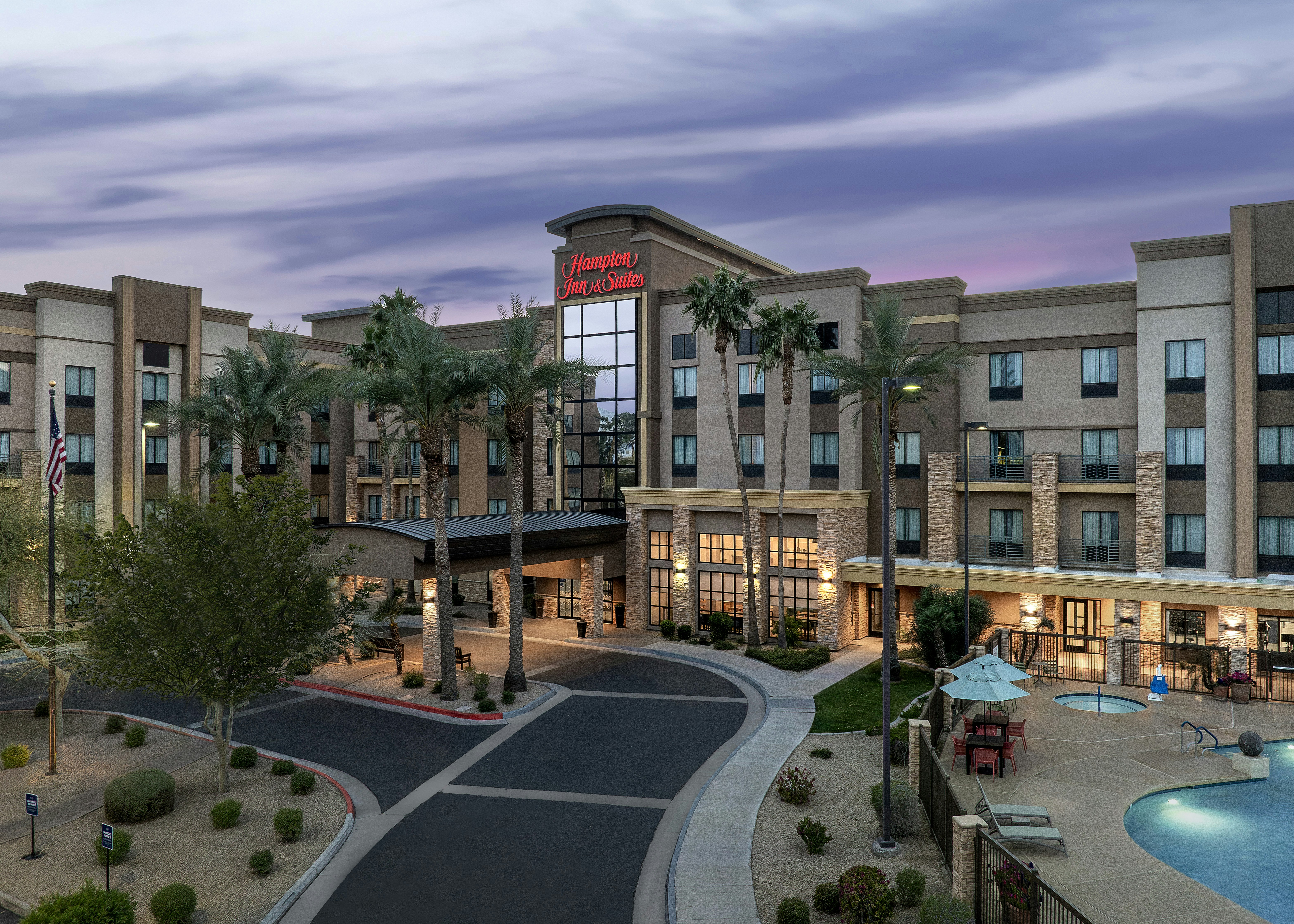 Hampton Inn And Suites Phoenix Glendale Westgate Az 60/65