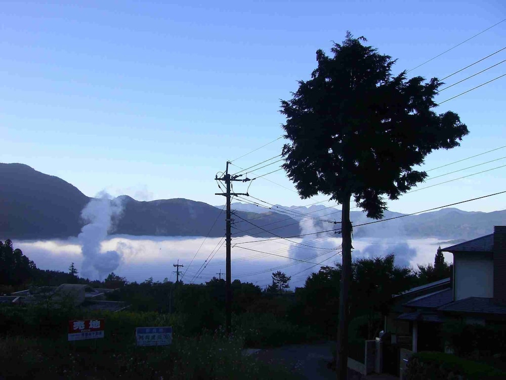 Yufuin Country Road Youth Hostel 56/56