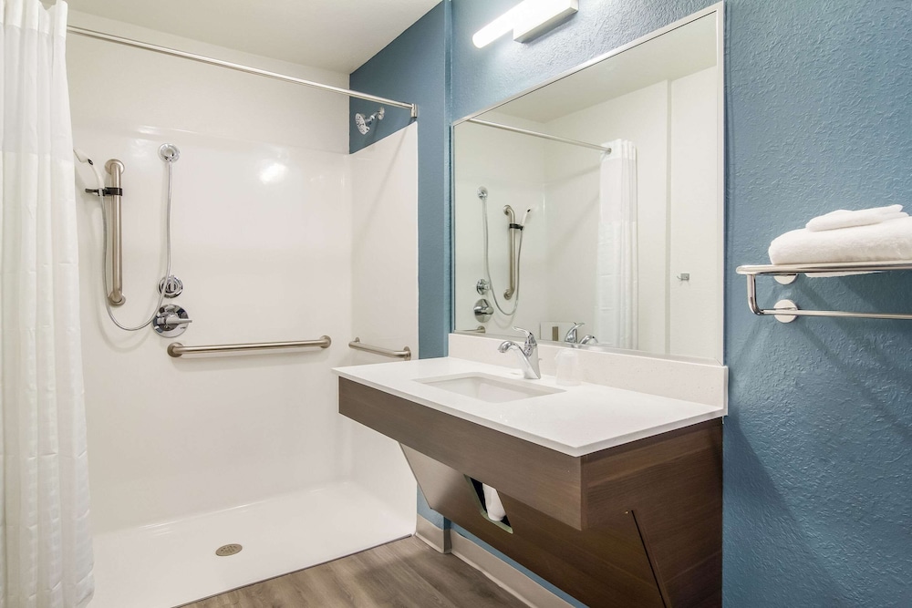 WoodSpring Suites Jacksonville Baymeadows 18/59