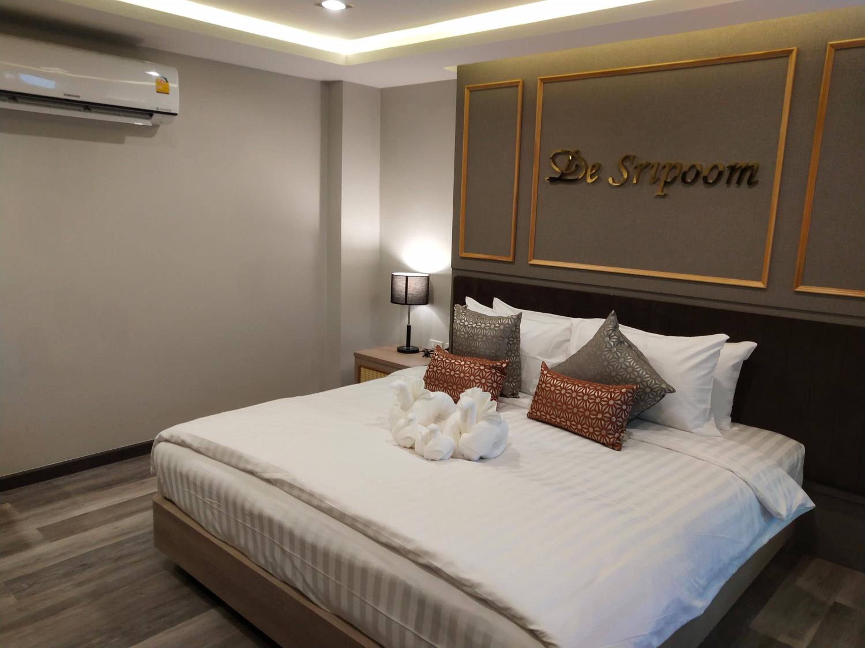 Hotel De Sripoom -SHA Extra Plus 16/50