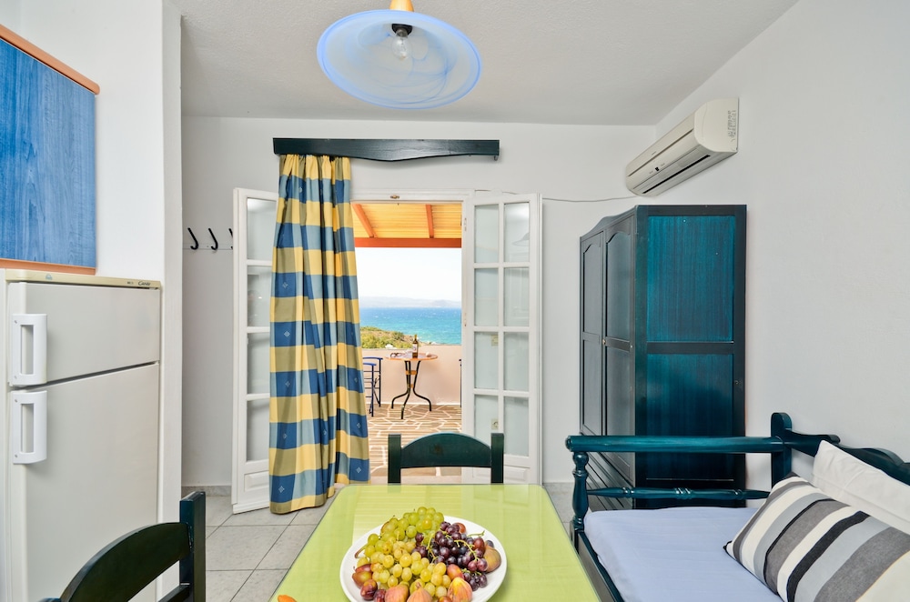 Ydreos Studios & Apartments 32/49