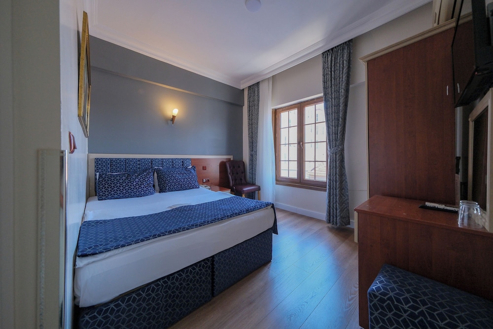 غرفة سوبيريور بسرير مزدوج بشرفة، Grand Hotel Palmiye 2/10
