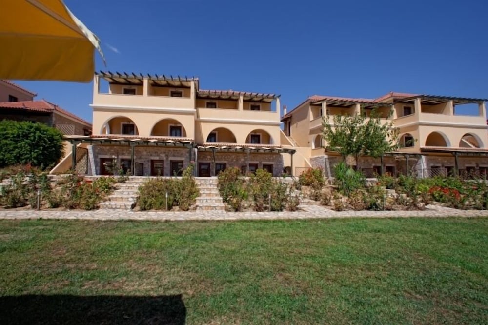 AKTAION RESORT 41/52