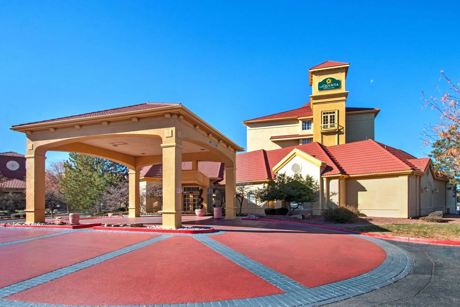 La Quinta Inn & Suites by Wyndham Albuquerque West 19/21