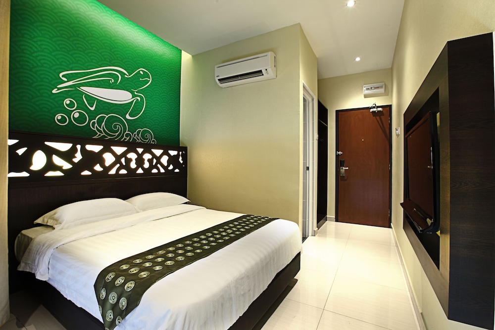 SRI ENSTEK HOTEL 30/53