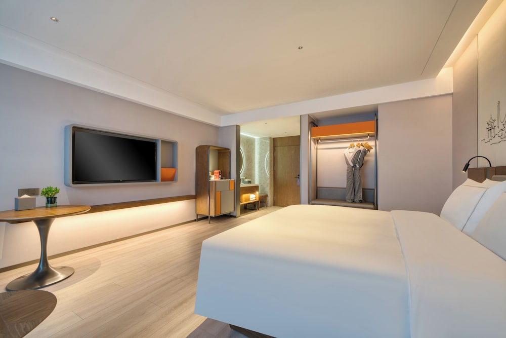UrCove by Hyatt Hangzhou North Grand Canal 12/32