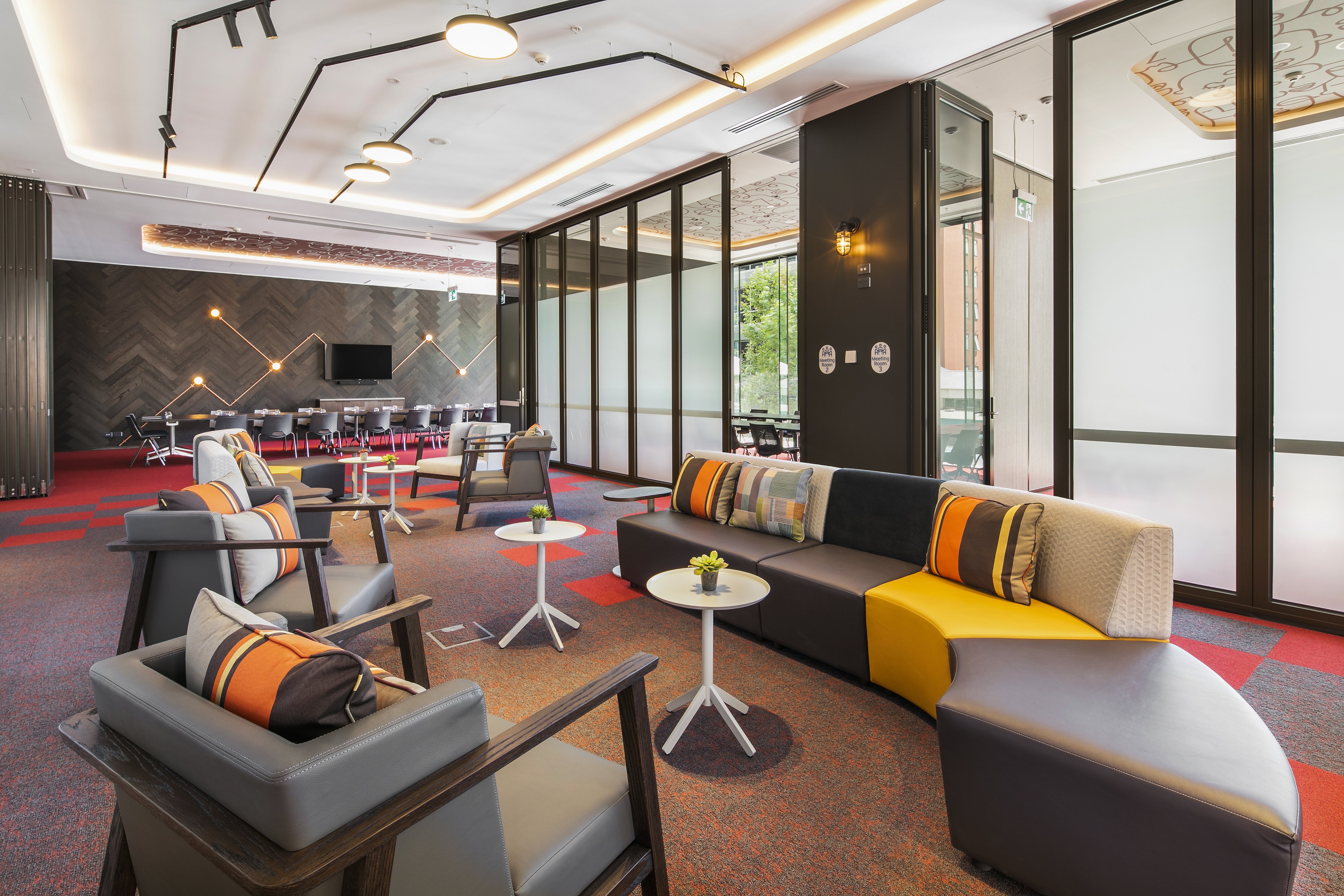 Holiday Inn Express Melbourne Little Collins 44/74