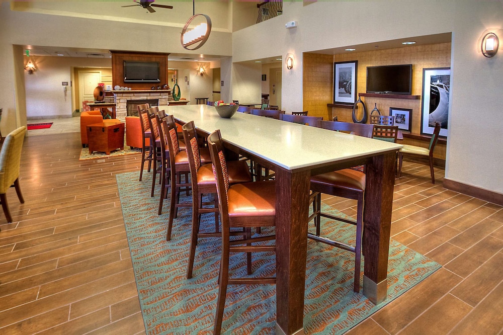 Hampton Inn & Suites Altus 30/40