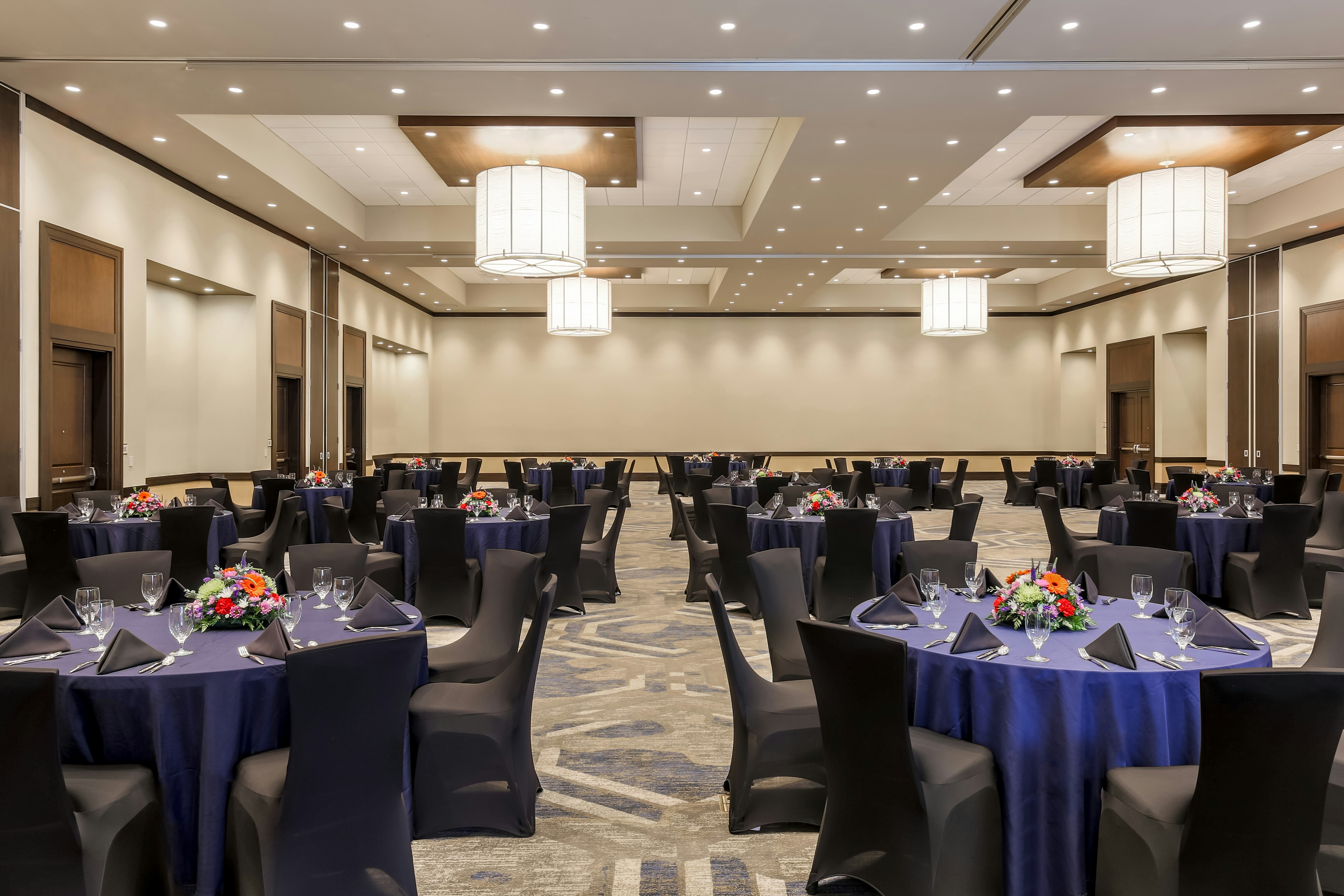 Embassy Suites by Hilton Syracuse Destiny USA 49/54