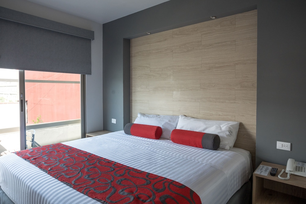 Hotel Roble 14/38
