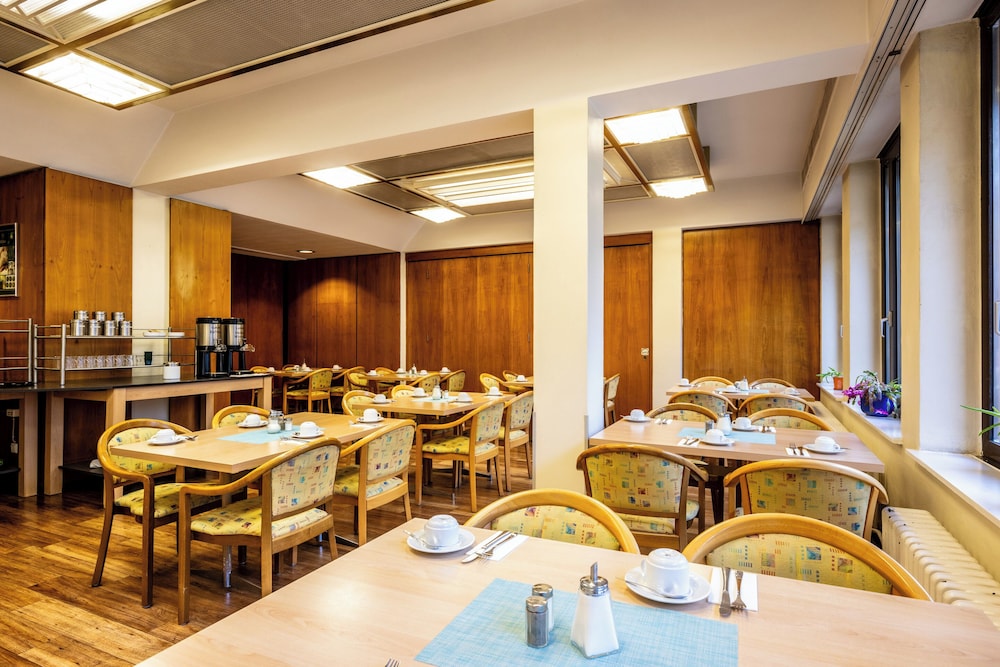 Hotel Grunewald 32/50