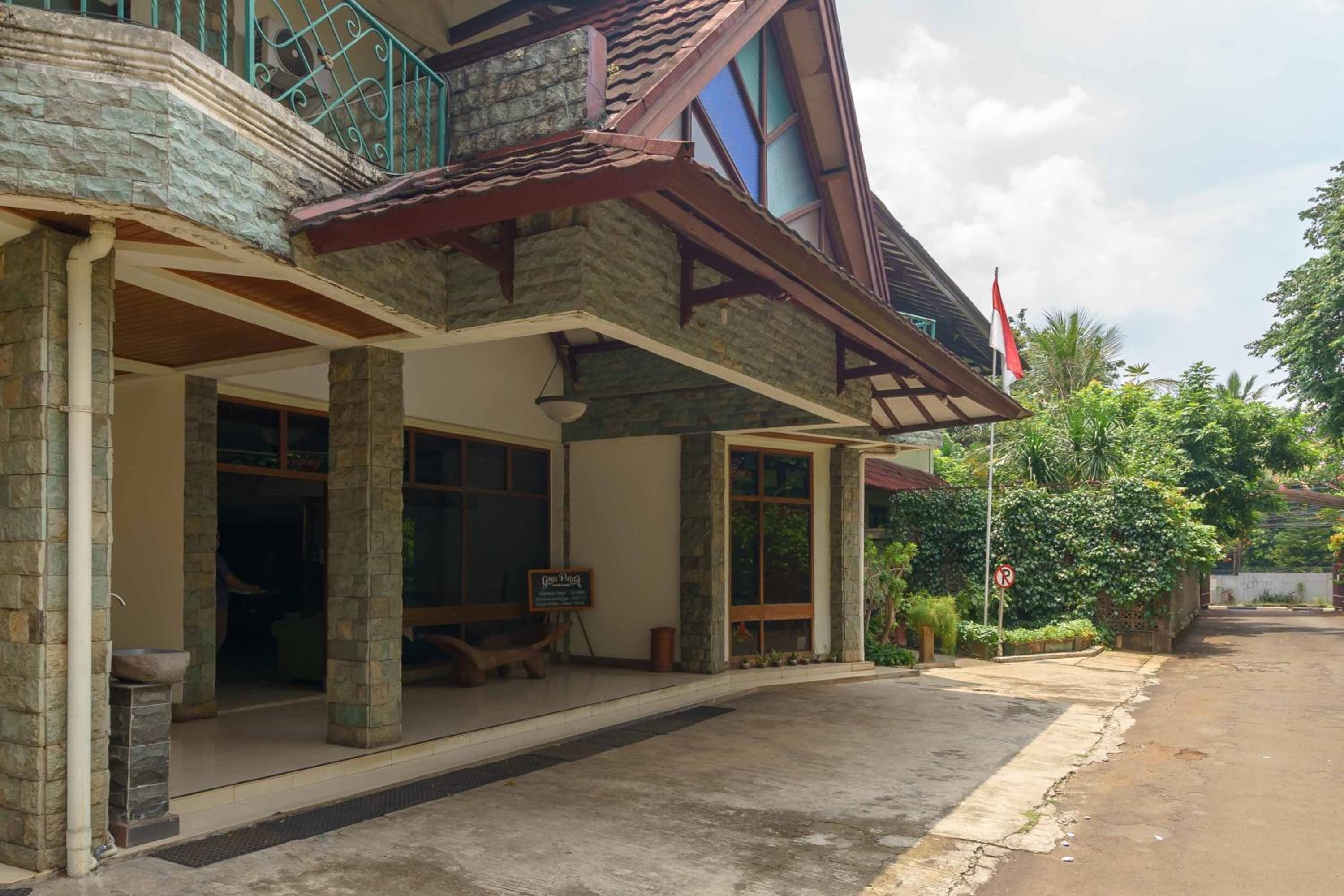 Reddoorz Near Kampung Gajah 5/50