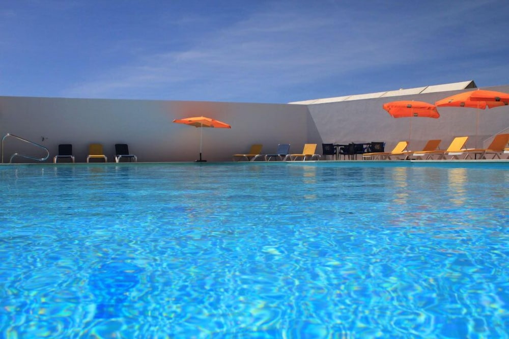 HS MILFONTES BEACH 77/87