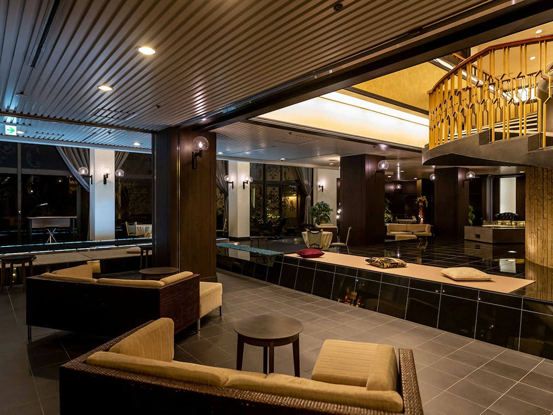 ART HOTEL Narita 10/12