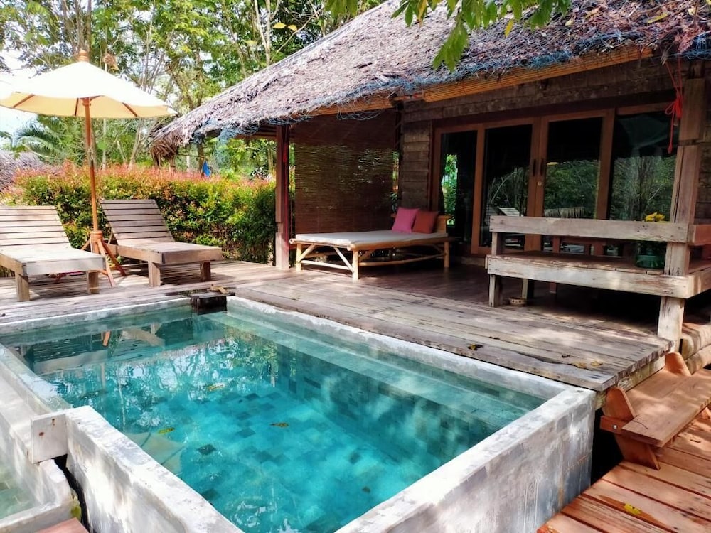 Thap Pala Cottage 24/50