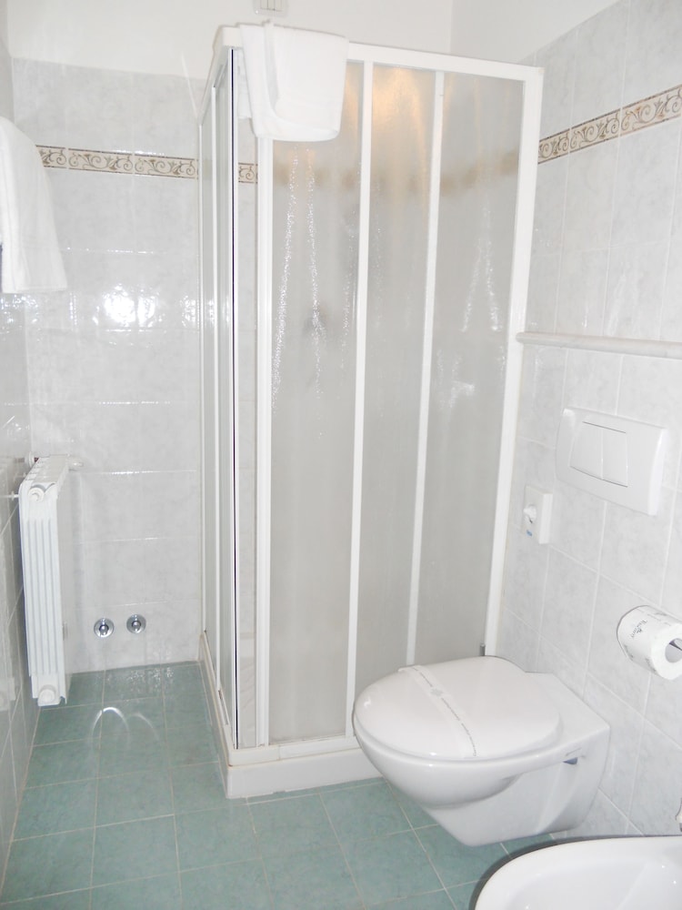 Hotel Nedy 40/47