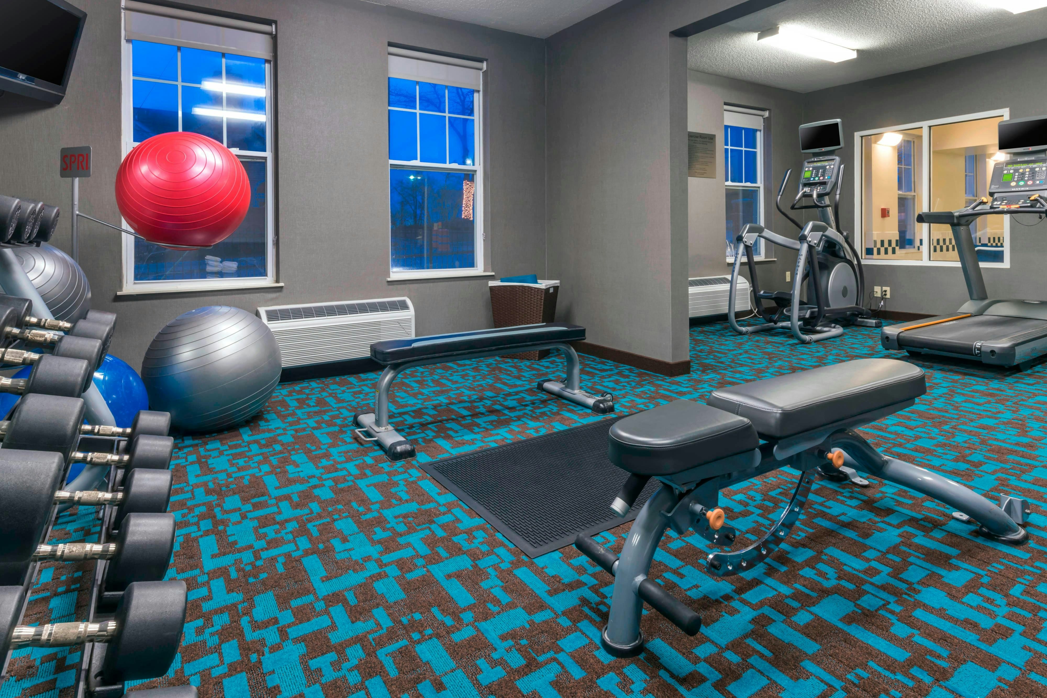 Fairfield Inn Kansas City Downtown Union Hill By Marriott 24/40