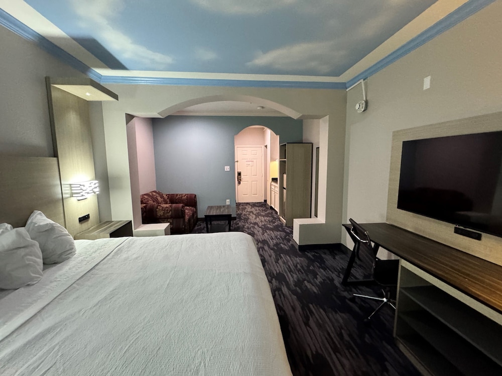 Baymont by Wyndham Texas City 27/59
