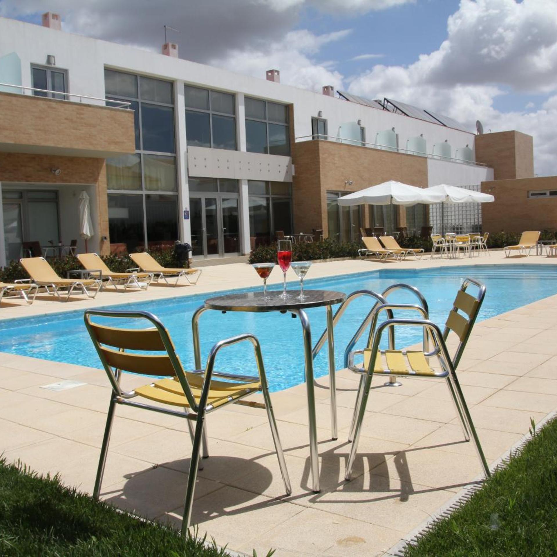 Hotel A Esteva 17/18