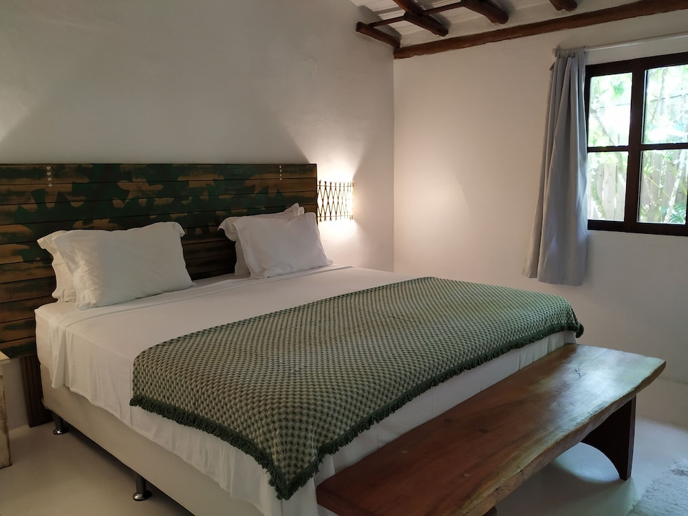 غرفة قياسية رباعية بسرير مزدوج وسريرين منفصلين، Rio Da Barra Villa Hotel 2/4