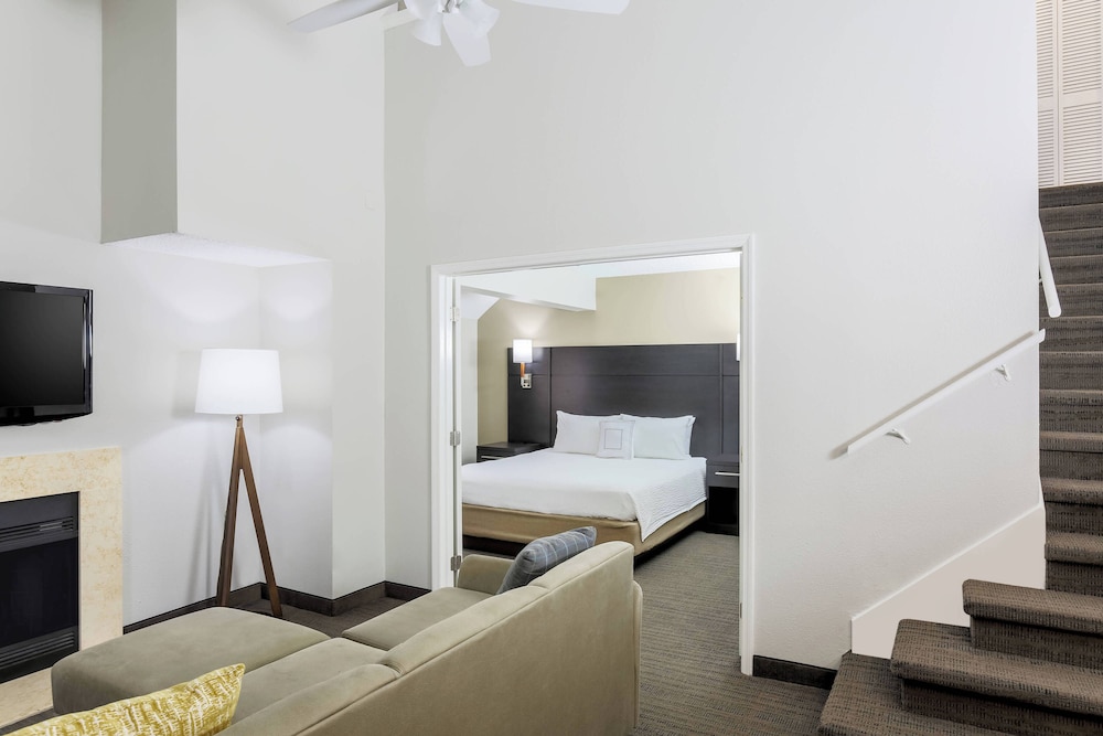 Residence Inn by Marriott Boca Raton 29/35