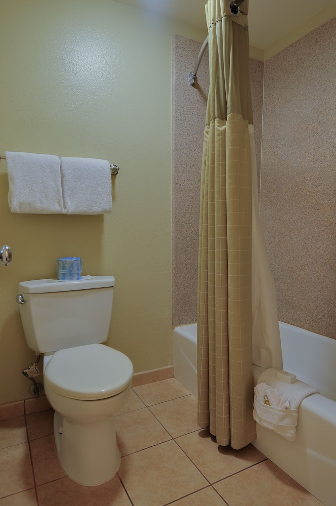 Vagabond Inn Whittier 19/53