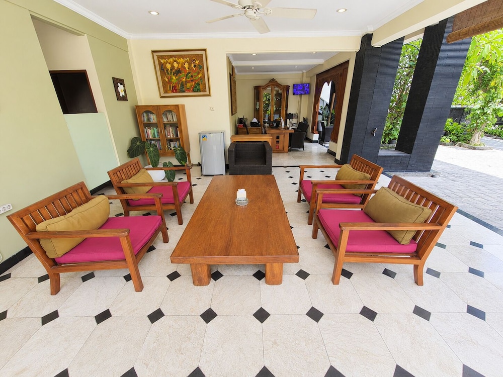 Radha Bali Hotel 51/70