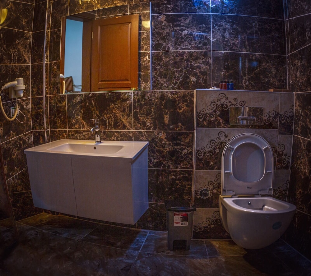 Istanbul Irish Hotel 39/40