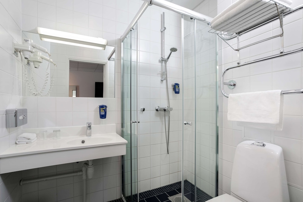غرفة سوبيريور بسرير كوين، Park Inn By Radisson Central Tallinn 7/7