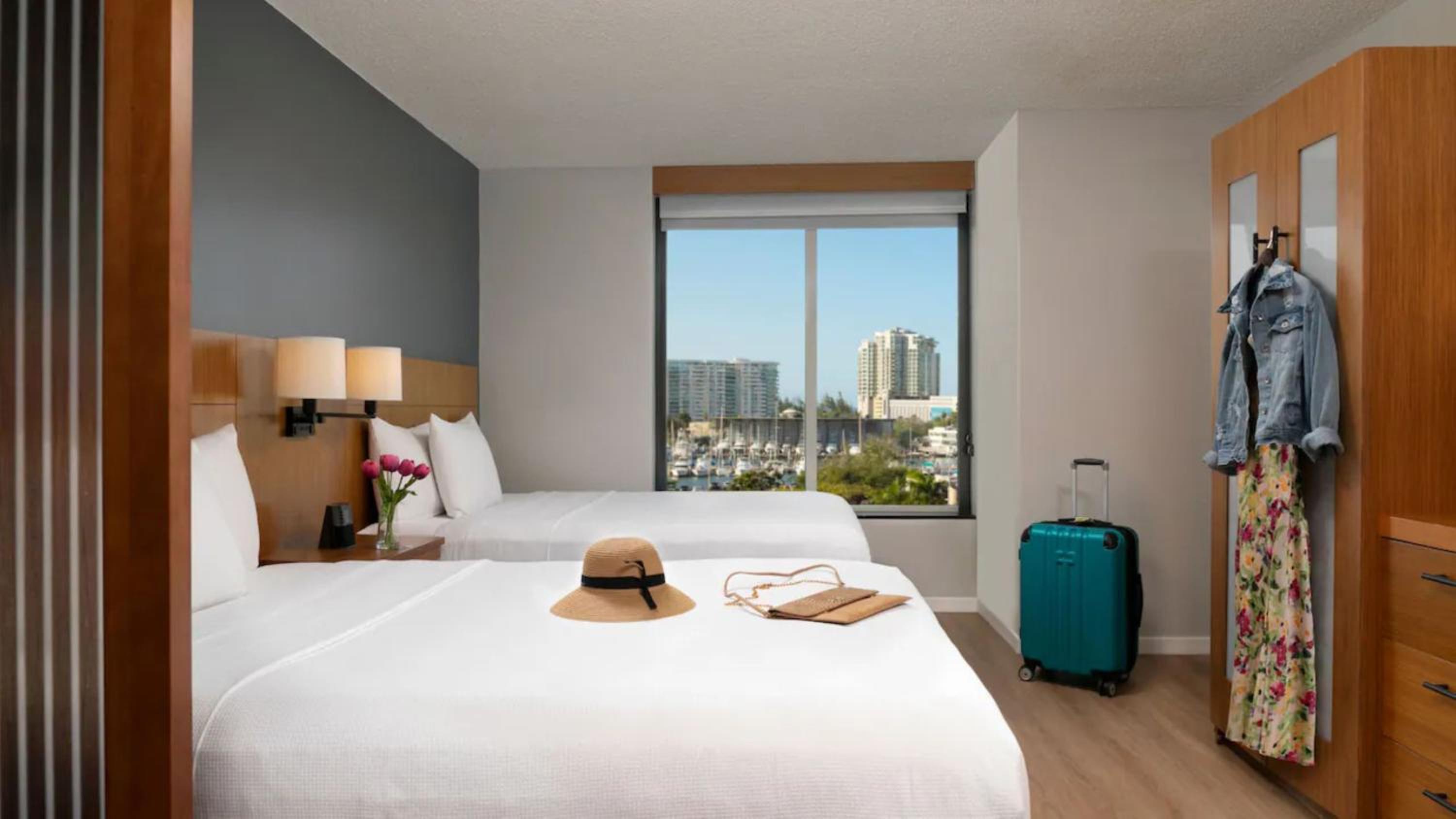 Room, 2 Queen Beds, Bay View