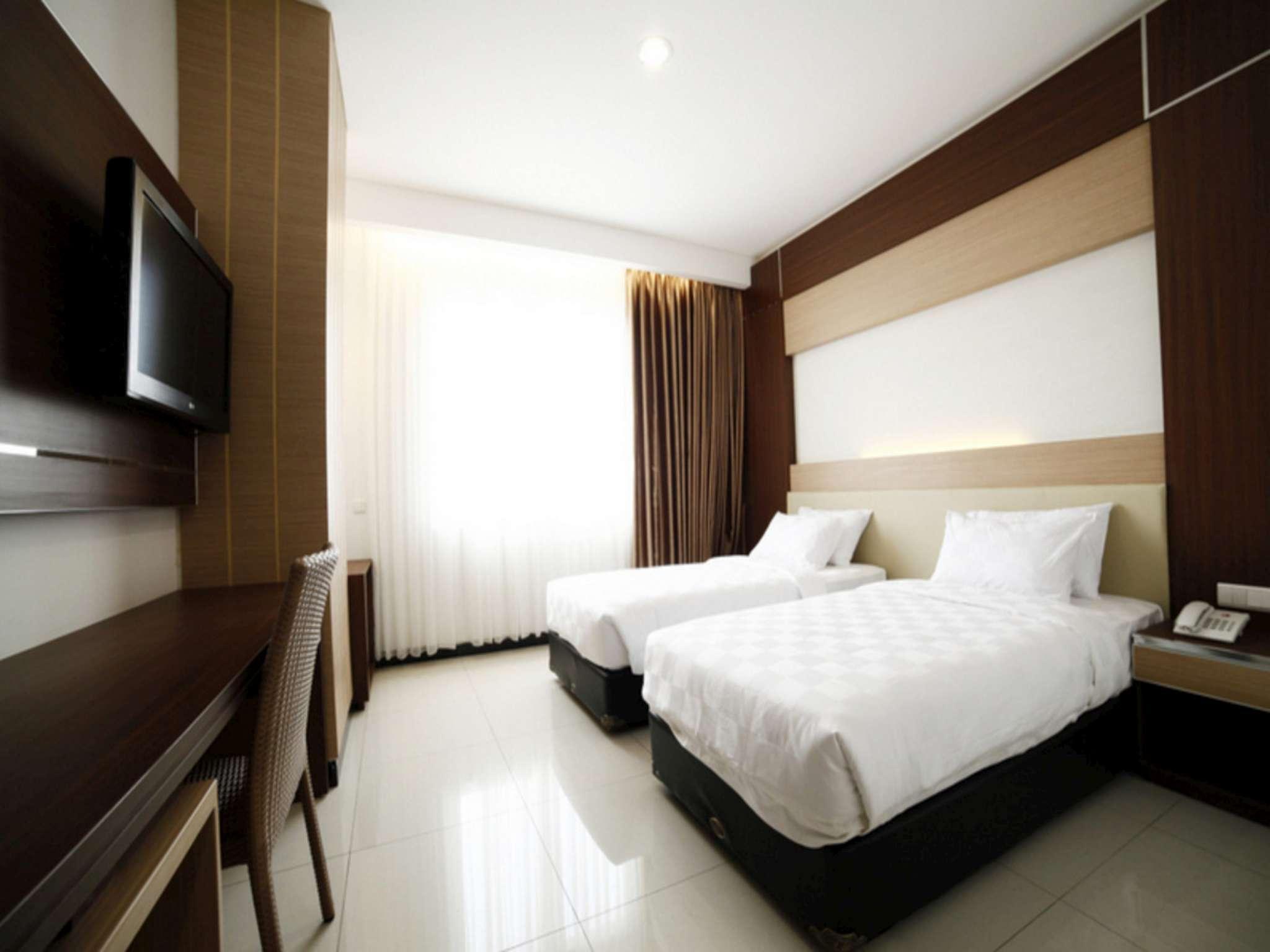 Harmoni Hotel Tasikmalaya 6/18