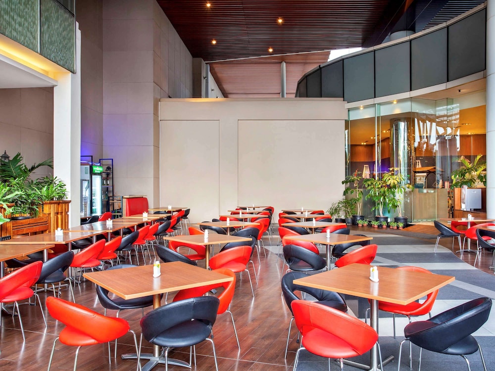 IBIS BANDUNG TRANS STUDIO 47/61