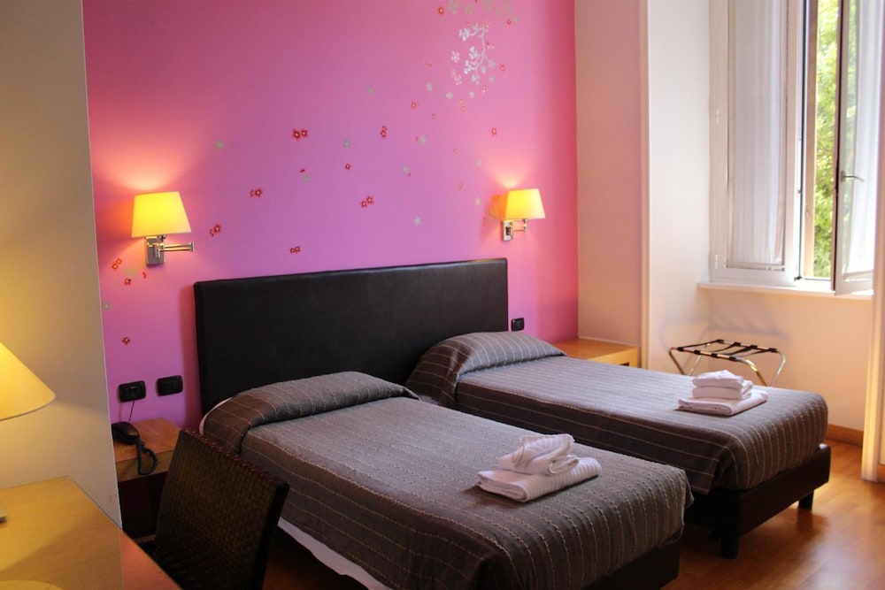 Sky Blue Place Rome 5/50