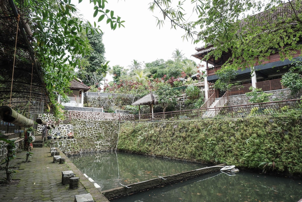 OYO 550 Kebon Krapyak Cottage Syariah 35/42