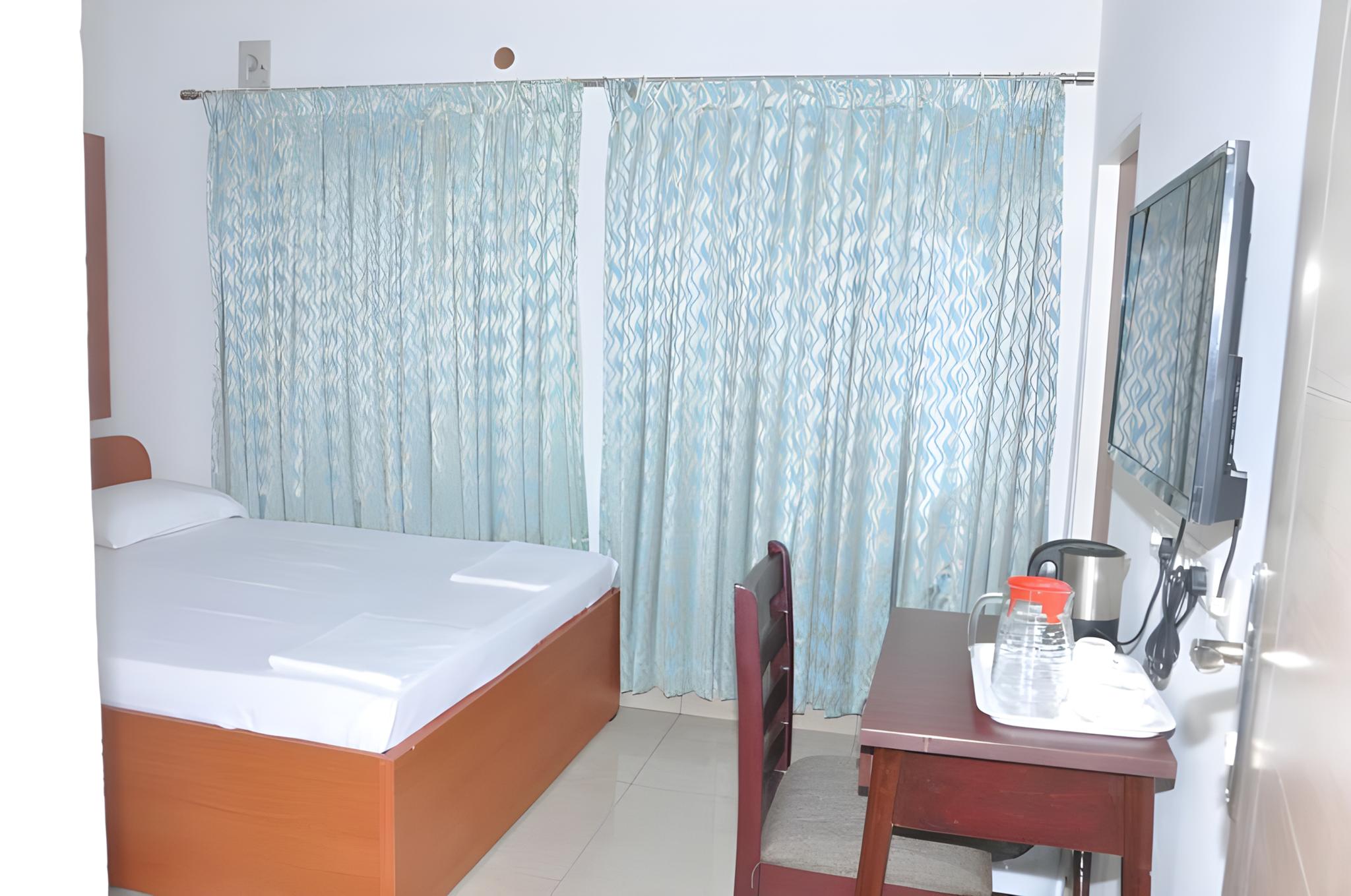 Room, Double Bed, with Fan