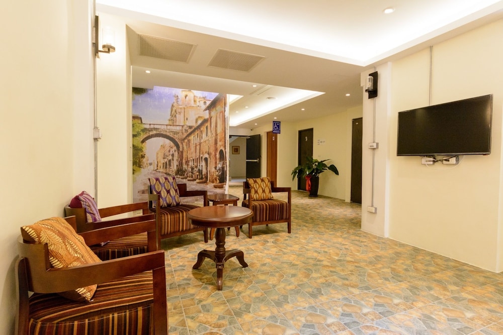 Jack House Hotel 28/36